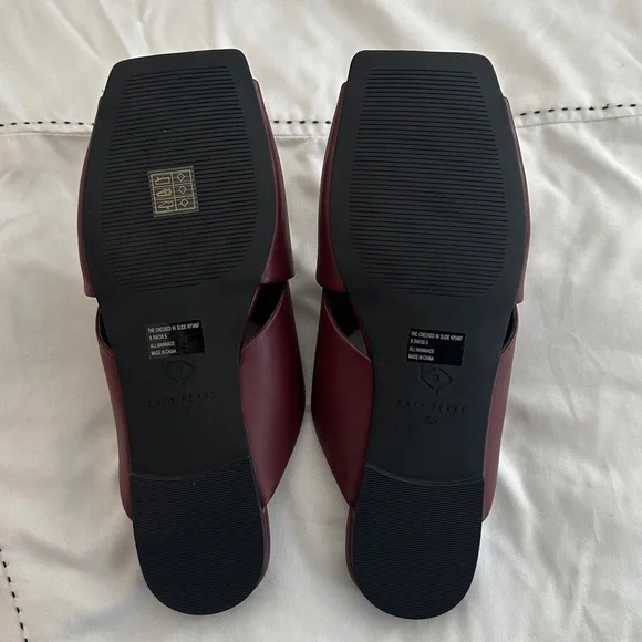 Katy Perry Collections Women's Deep Cranberry Sandals Size 8.5 - Picture 5 of 6